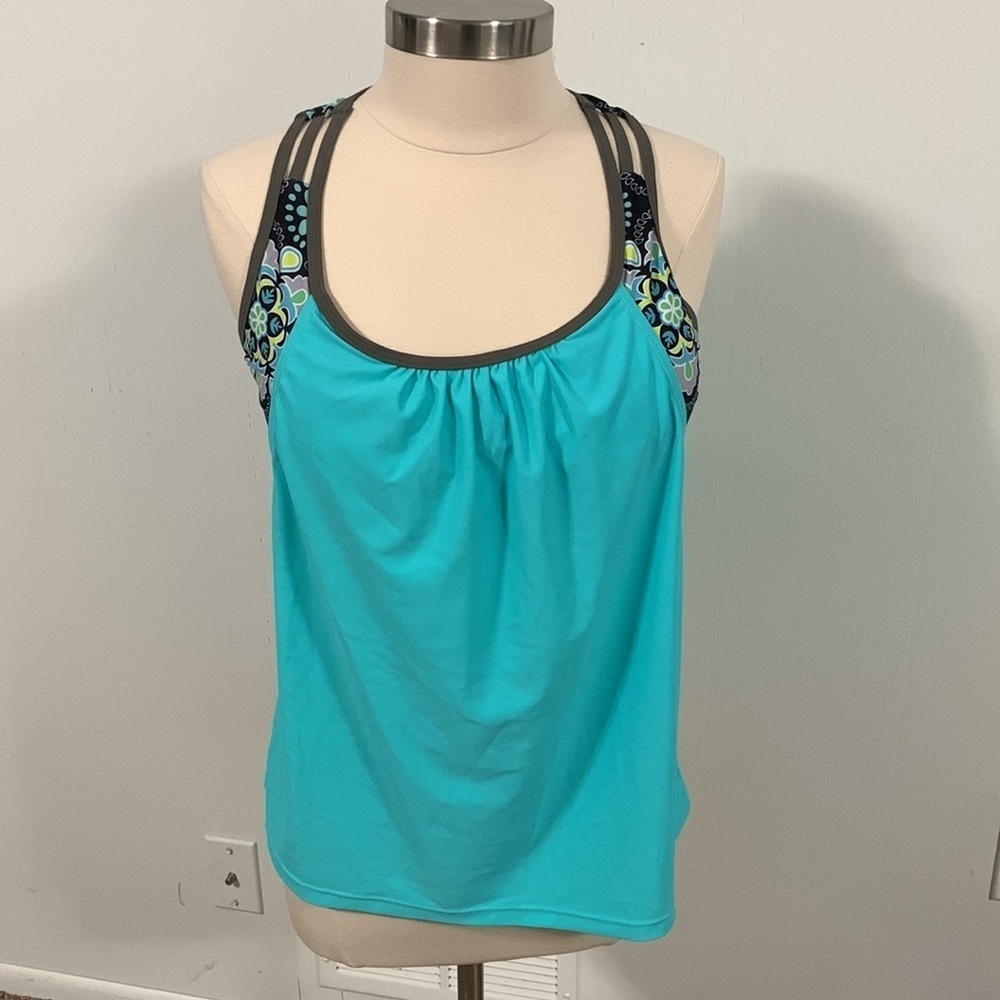Jadambac racer back workout bra with cover (is there a name for these?) Sz M